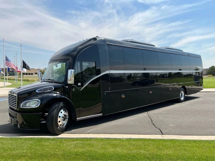 Black coach bus – Longmont party bus rental